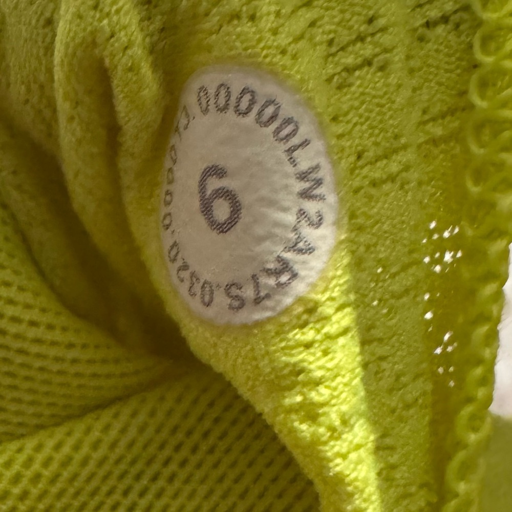 Lululemon Free to Be Bra Wild *Light Support, A/B Cup - Electric Lemon SZ 6 - Picture 5 of 5